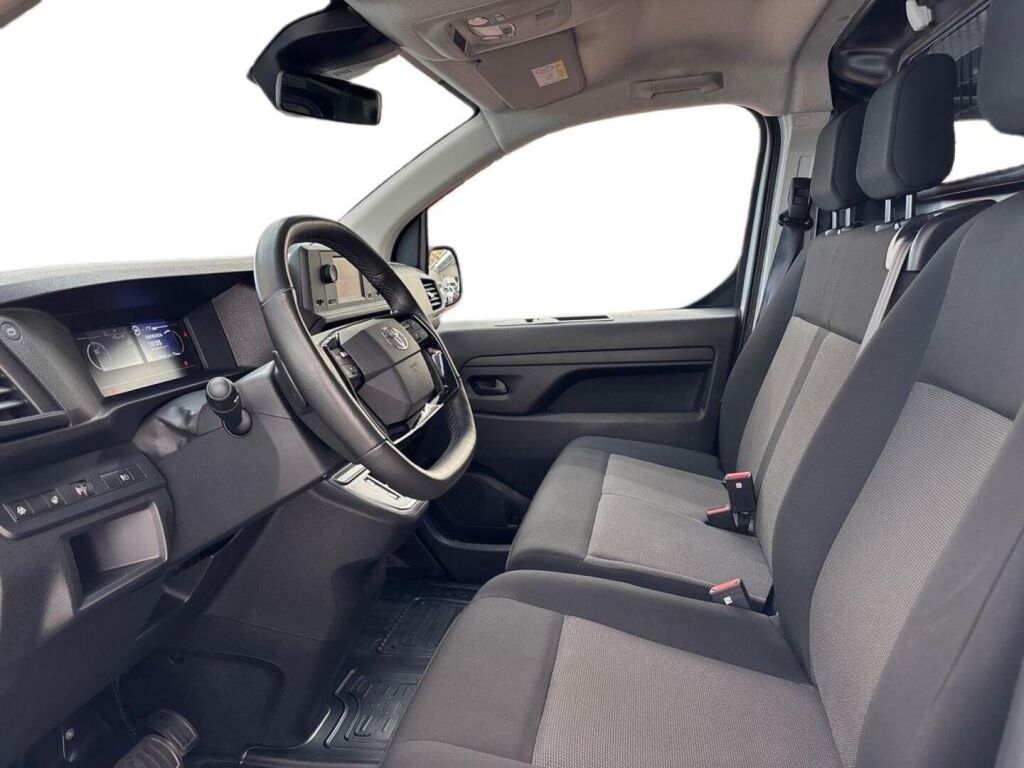Toyota Proace 2024 Valkoinen