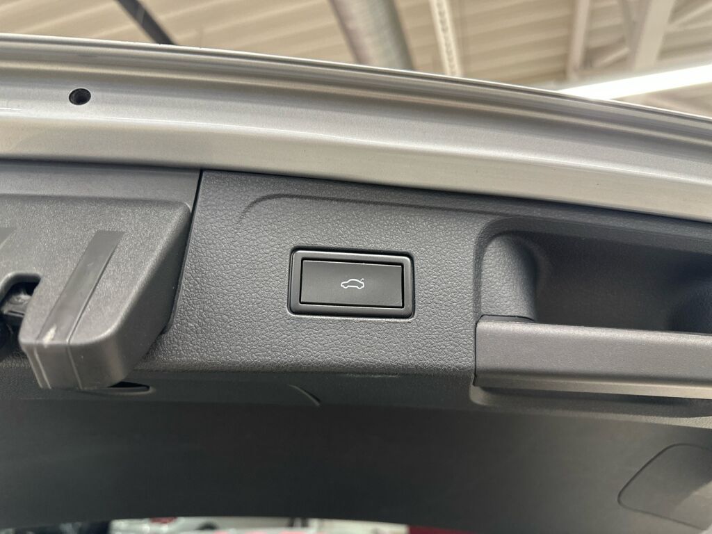 Volkswagen Passat 2016 Harmaa