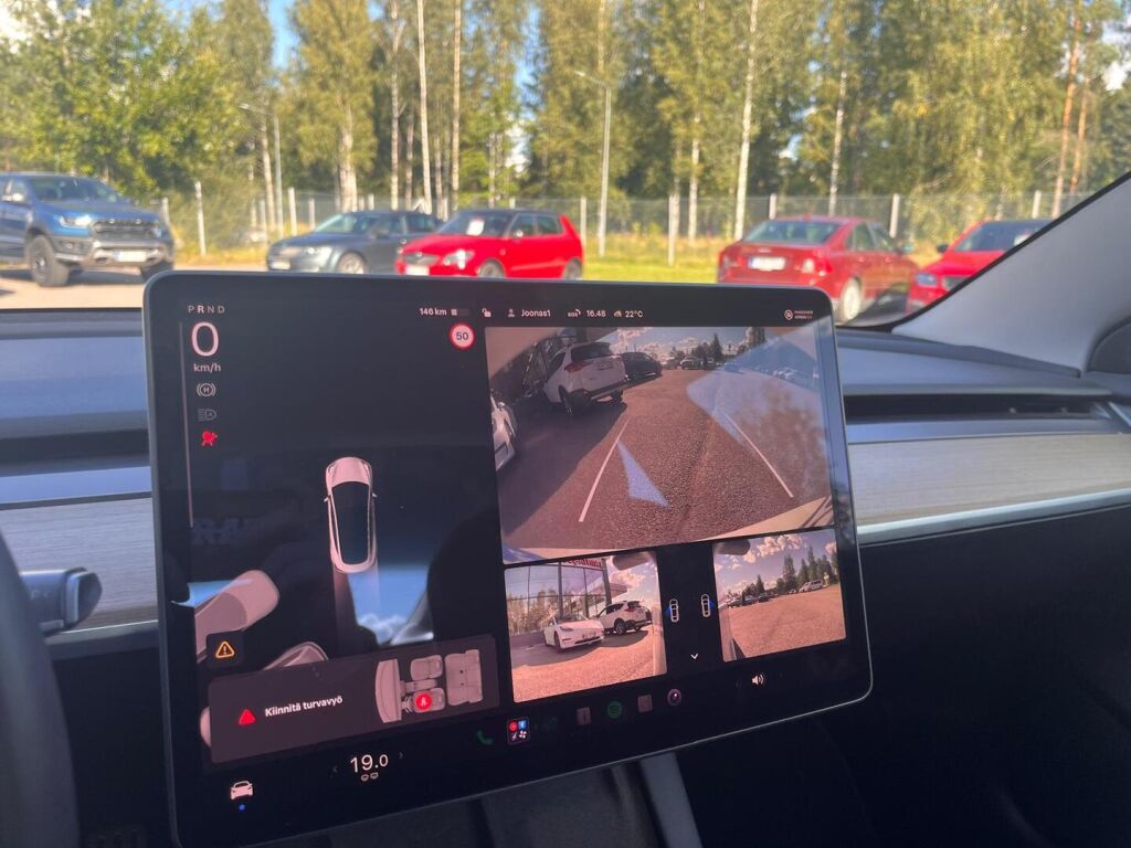 Tesla Model 3 2021 Valkoinen