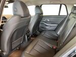BMW 330 2021 Musta