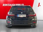 BMW 330 2021 Musta
