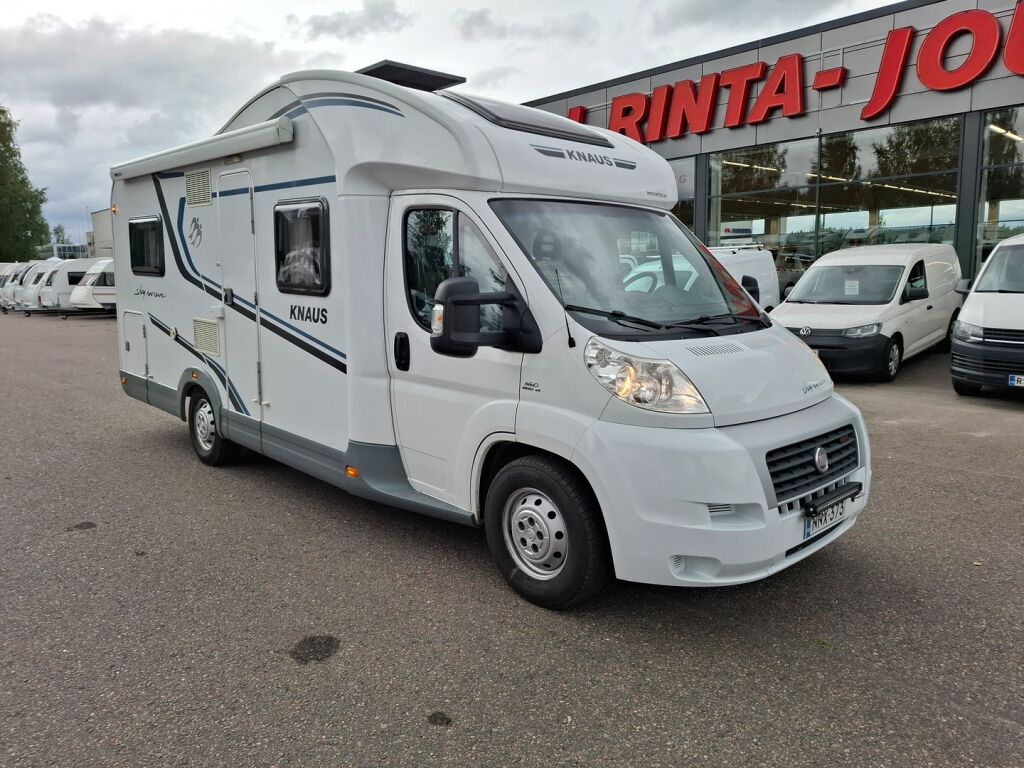 Knaus Skywave 650 MF 2011 Valkoinen