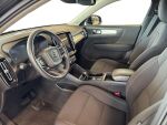 Volvo XC40 2021 Musta