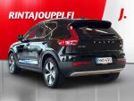 Volvo XC40 2021 Musta
