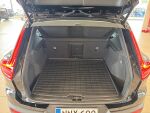 Volvo XC40 2021 Musta
