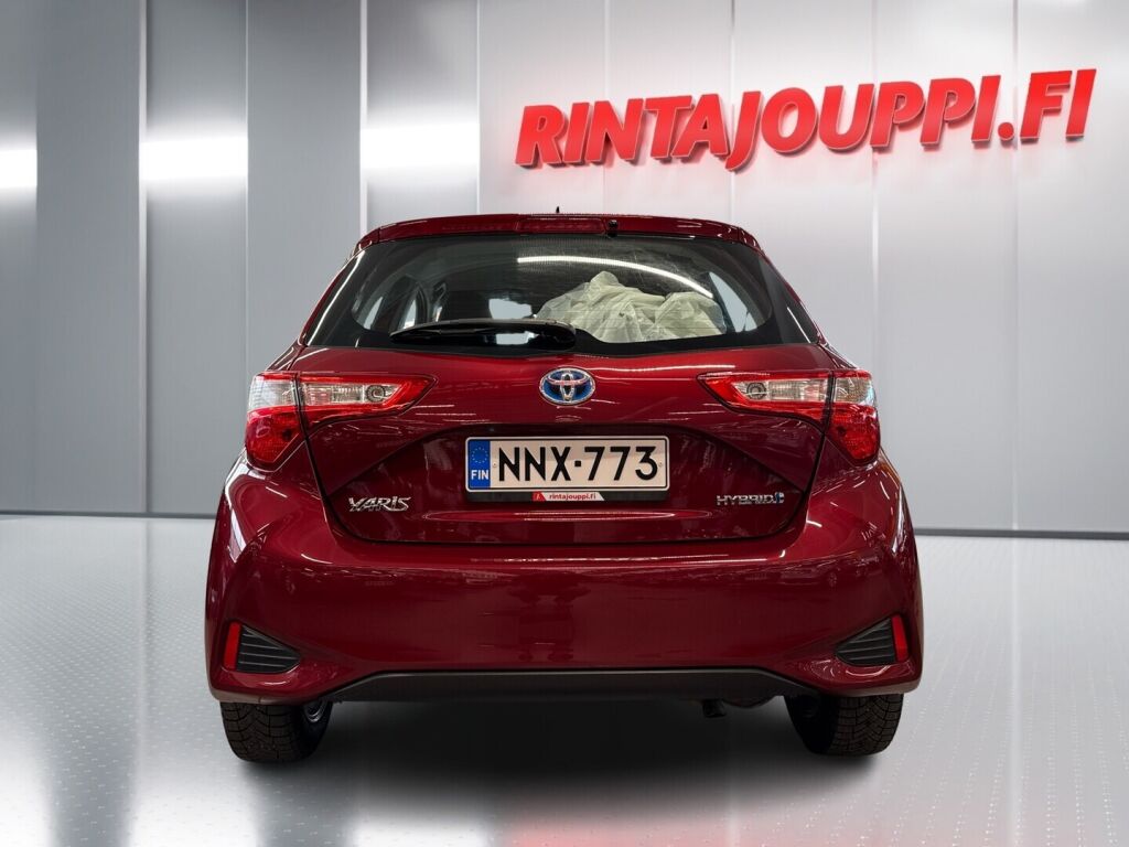 Toyota Yaris 2017 Punainen