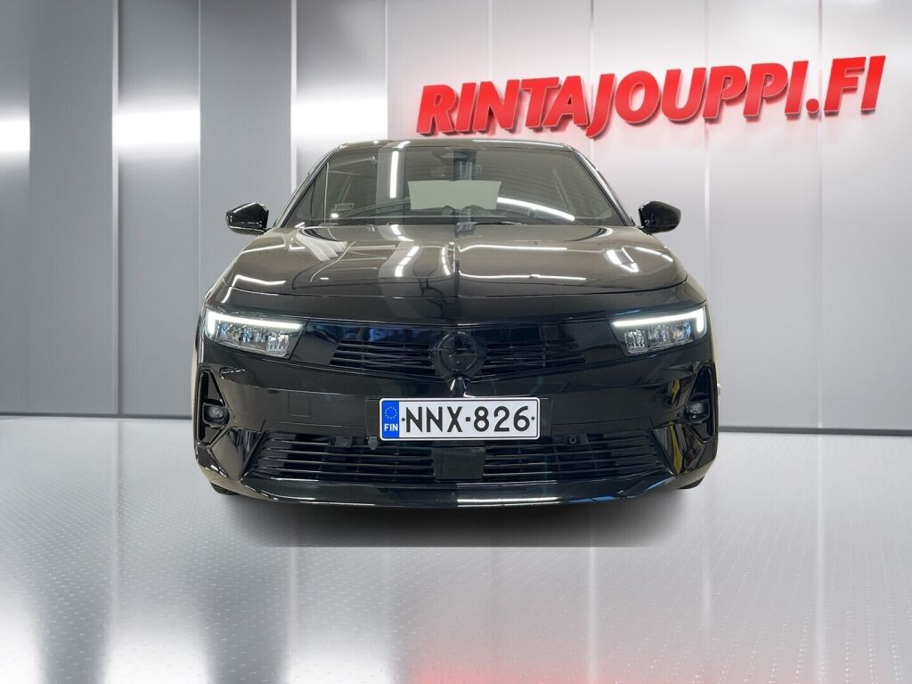 Opel Astra 2023 Musta