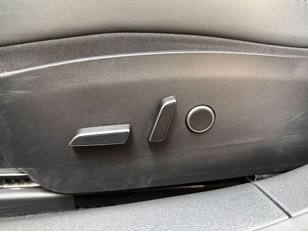 Tesla Model 3 2022 Harmaa