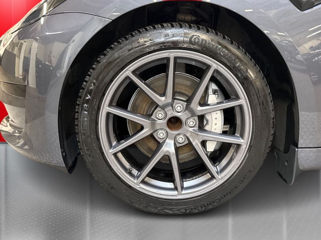 Tesla Model 3 2022 Harmaa