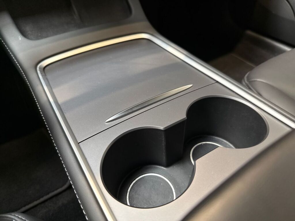 Tesla Model 3 2022 Harmaa