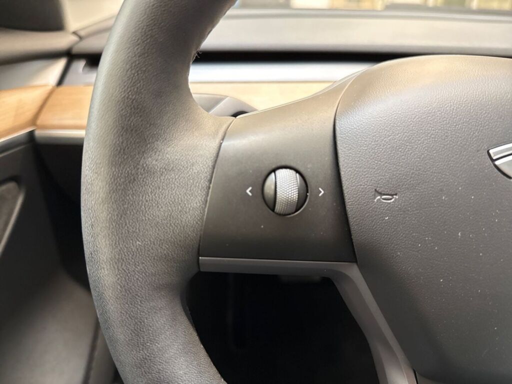 Tesla Model 3 2022 Harmaa