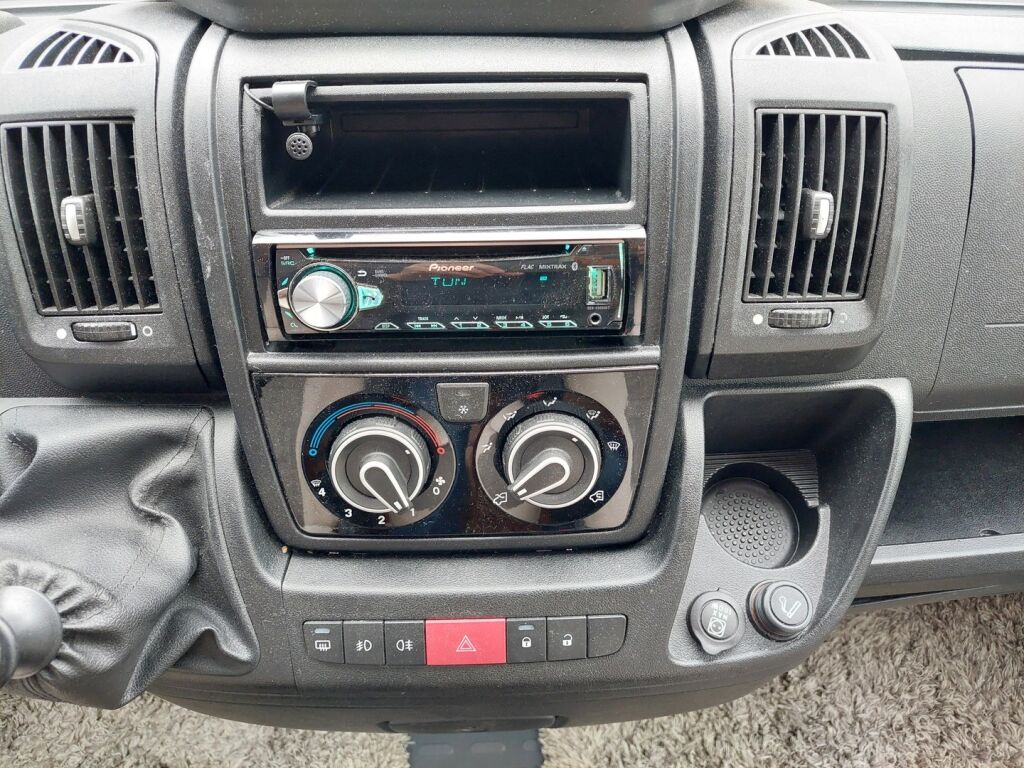 Rapido 666 DF 2012 Valkoinen