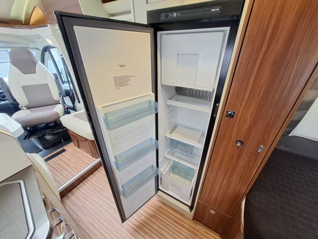 Adria Coral Supreme 670 SLT 2016 Harmaa