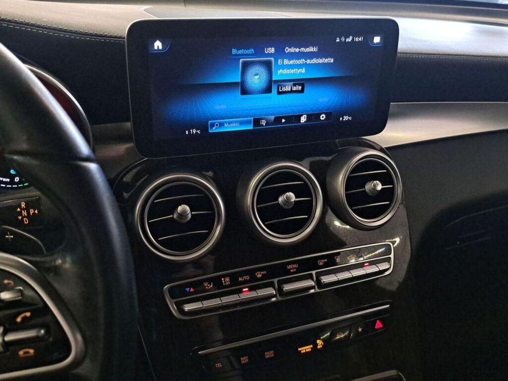 Mercedes-Benz GLC 2021 Valkoinen