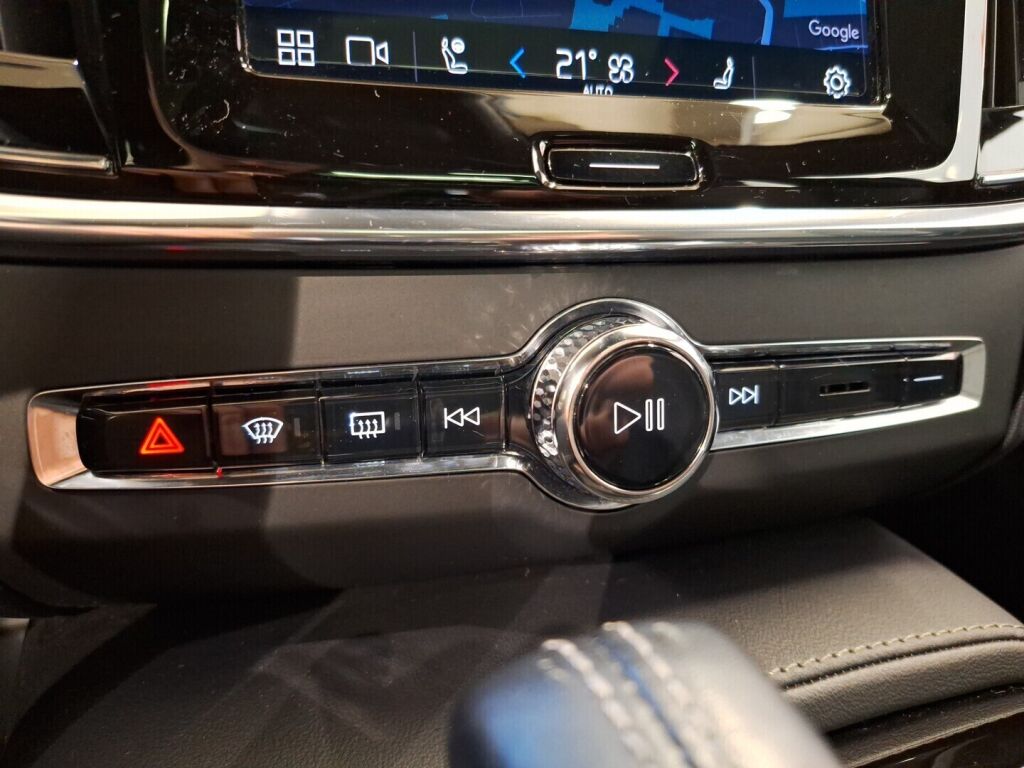 Volvo V90 2022 Harmaa