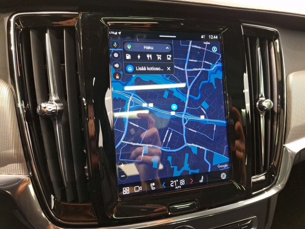 Volvo V90 2022 Harmaa