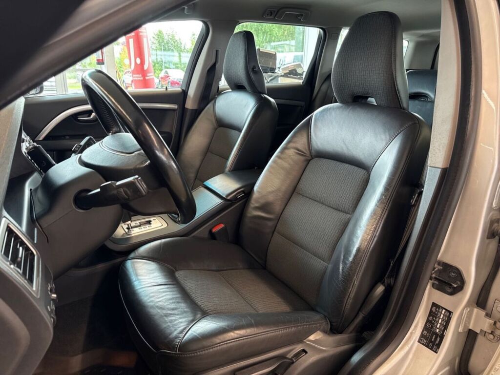 Volvo V70 2009 Hopea