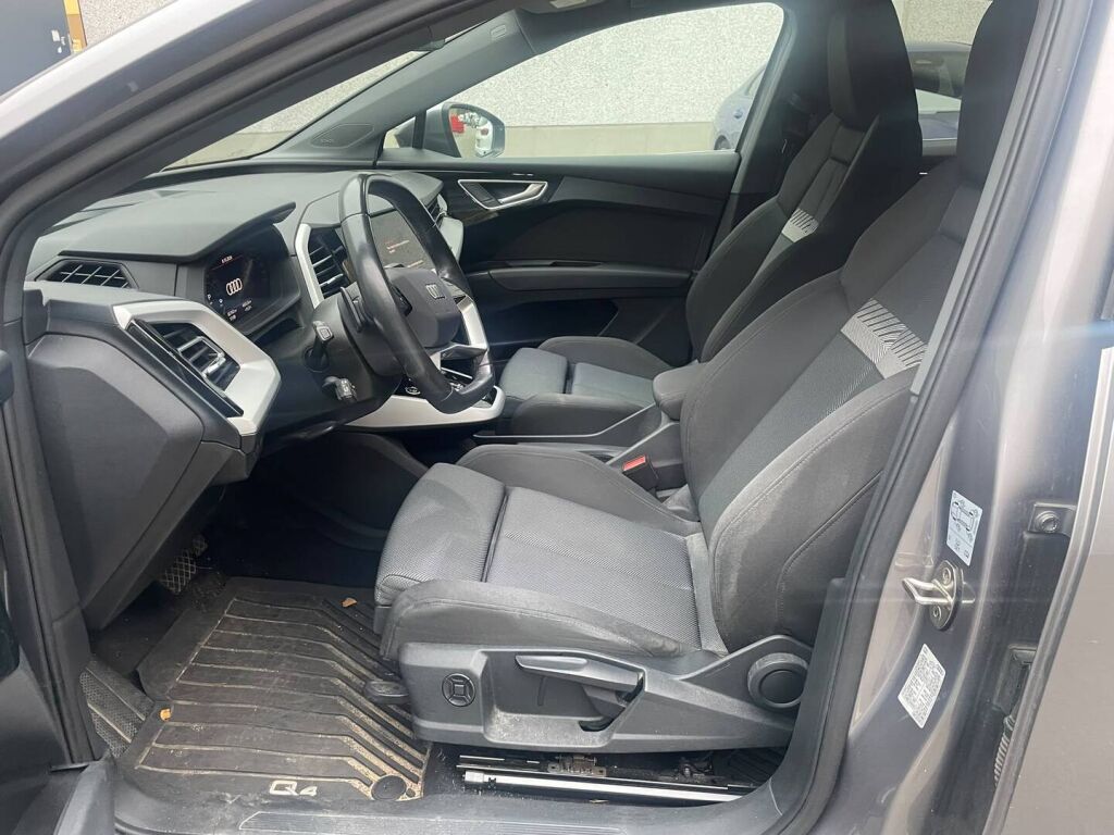 Audi Q4 e-tron 2022, bild 6/8