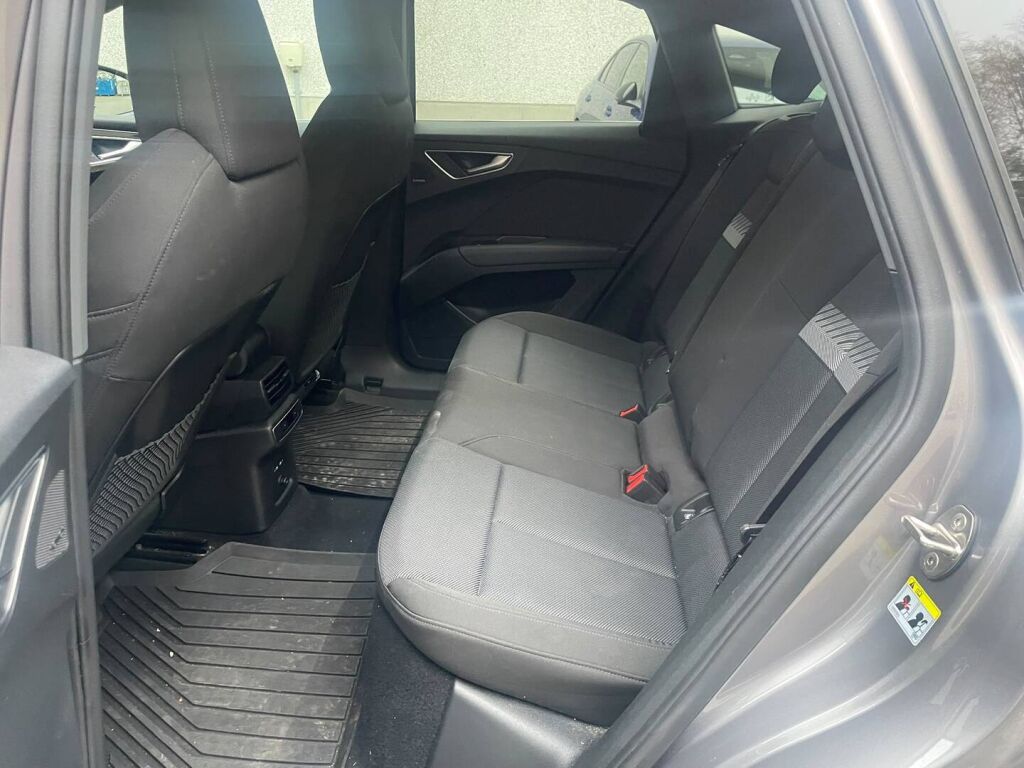 Audi Q4 e-tron 2022, bild 8/8