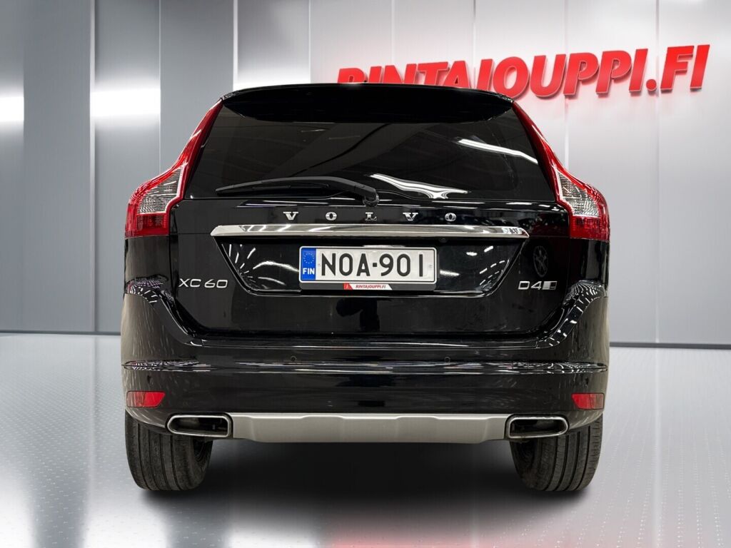 Volvo XC60 2016 Musta