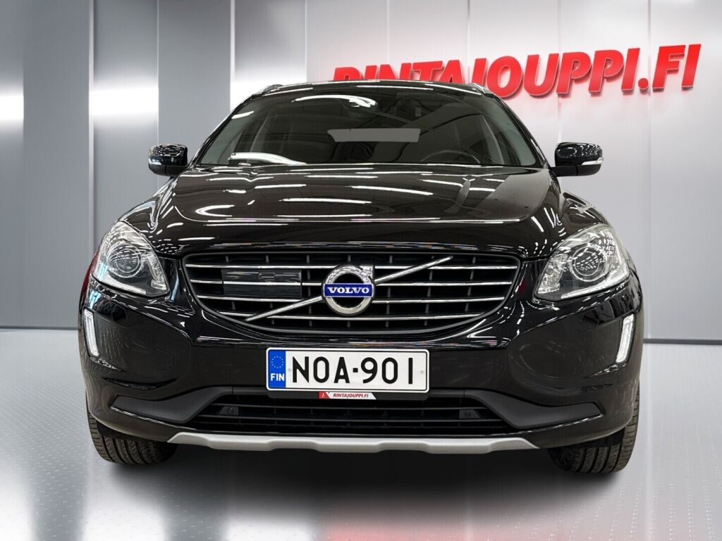 Volvo XC60 2016 Musta