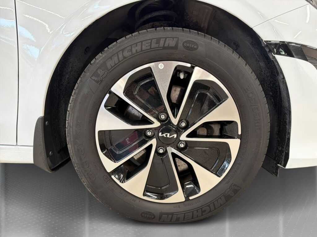 Kia Ceed 2022 Valkoinen