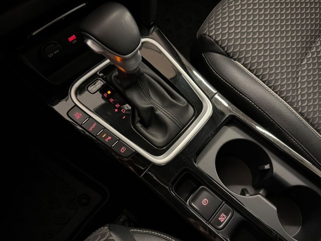 Kia Ceed 2022 Valkoinen