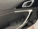 Kia Ceed 2022 Valkoinen