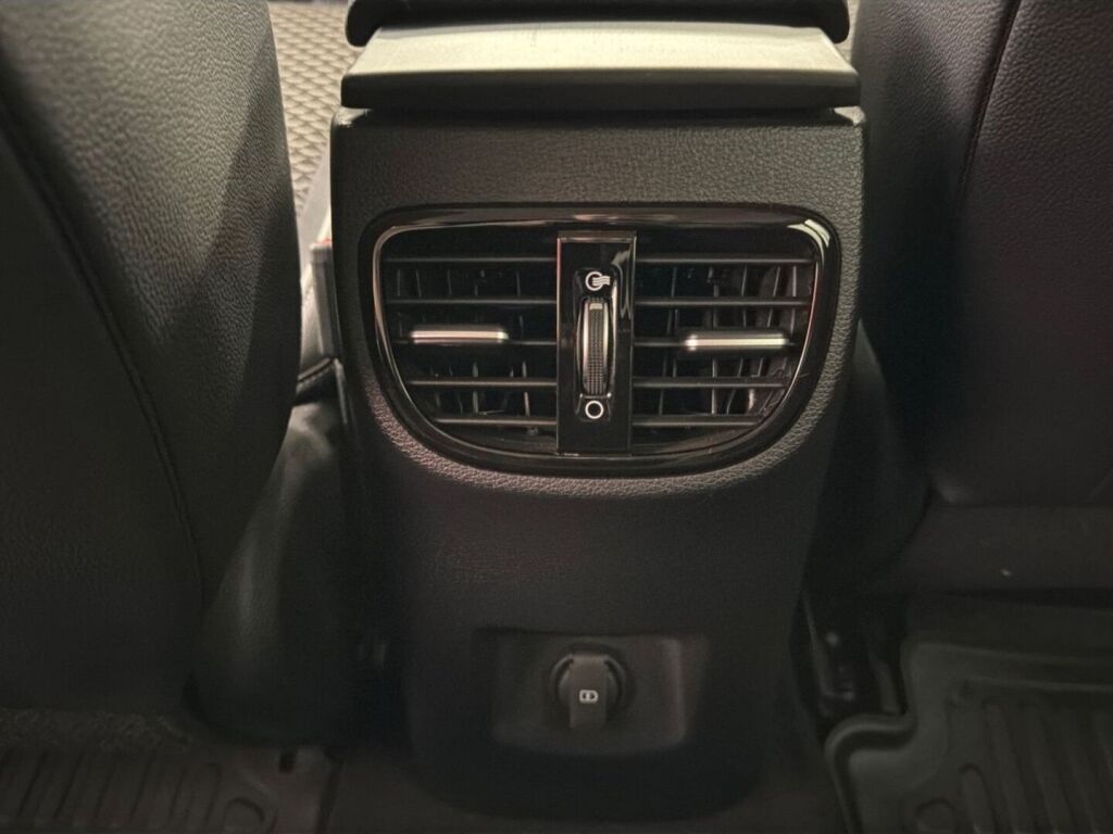 Kia Ceed 2022 Valkoinen