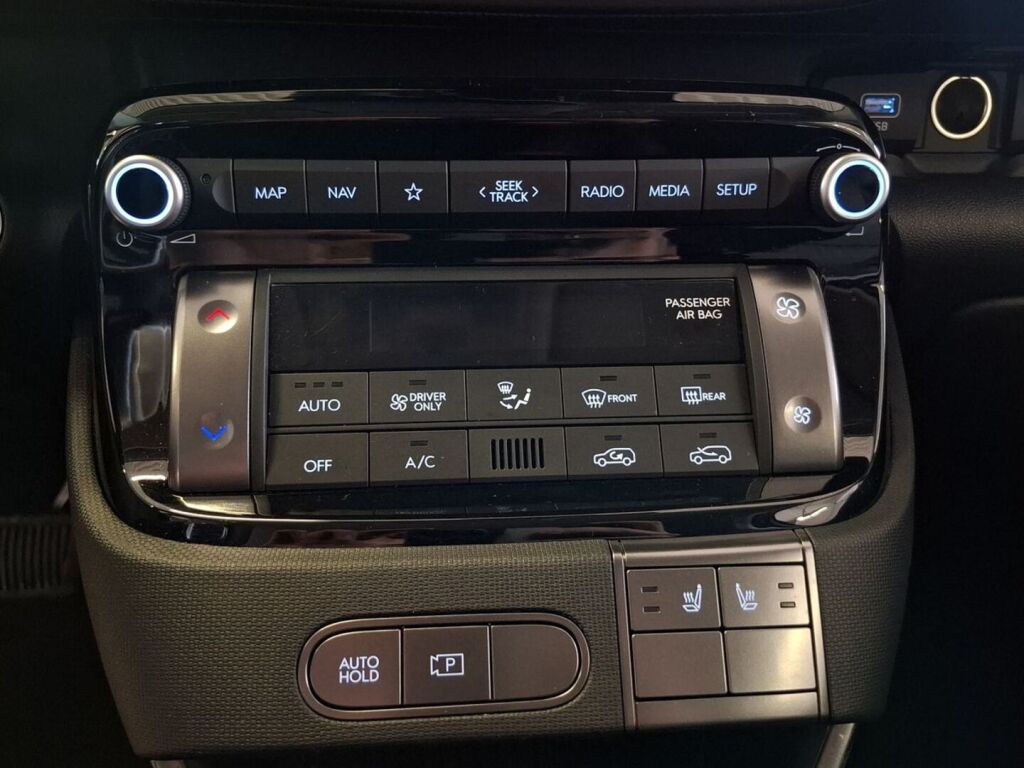 Hyundai INSTER 2025 Valkoinen