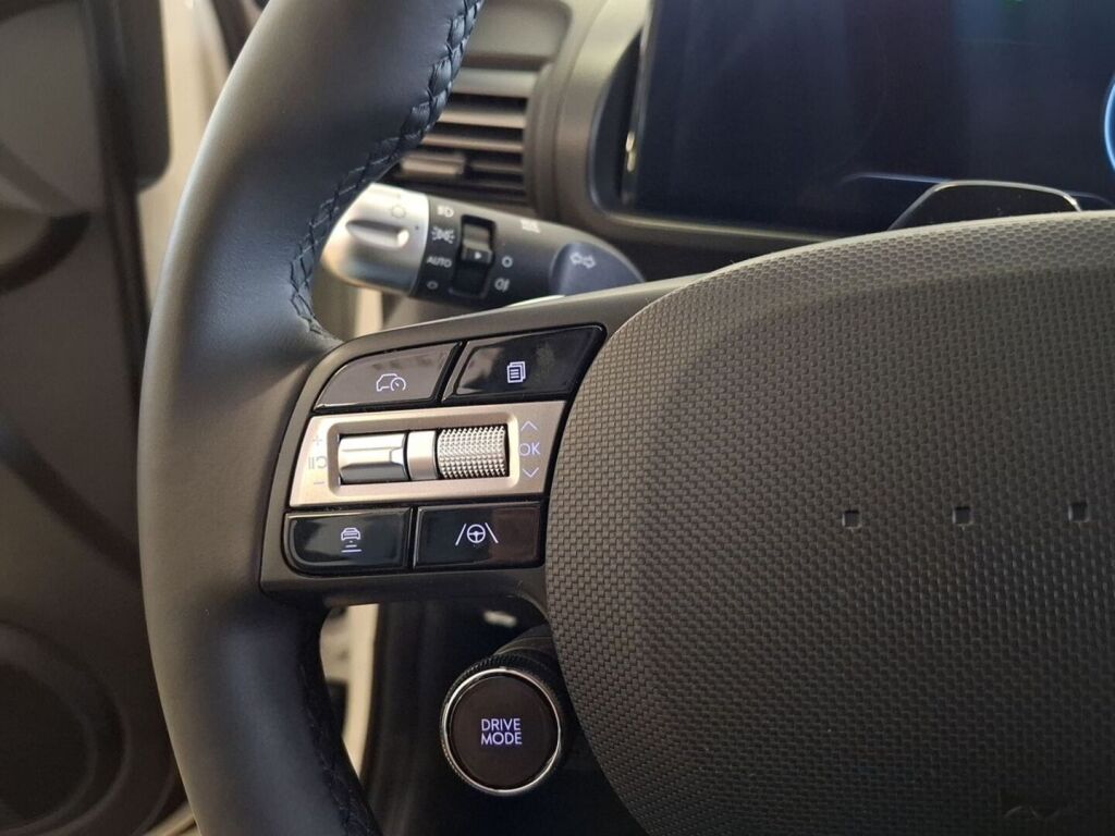 Hyundai INSTER 2025 Valkoinen