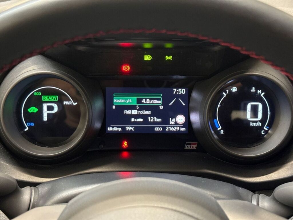 Toyota Yaris 2023 Harmaa