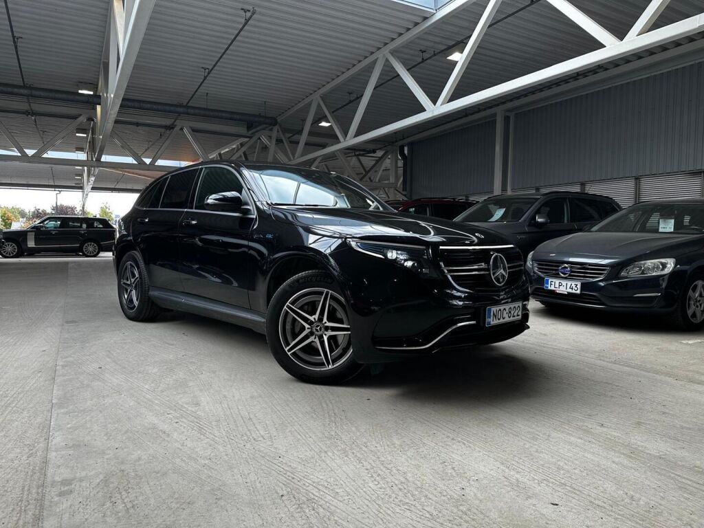 Mercedes-Benz EQC 2021 Musta