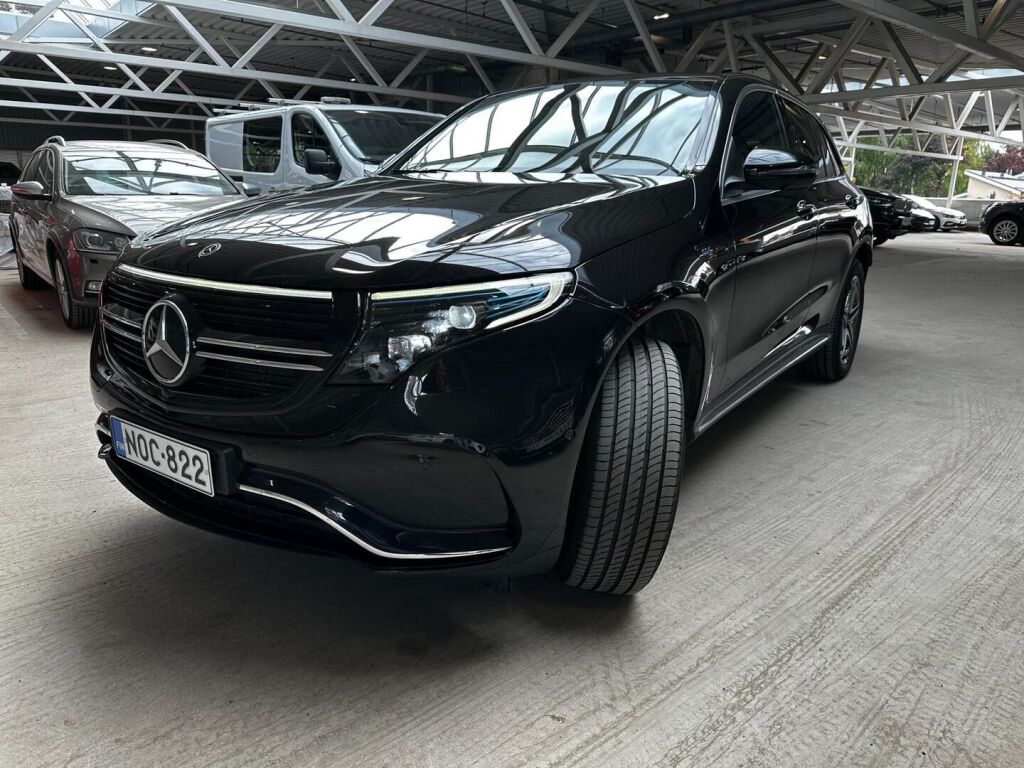Mercedes-Benz EQC 2021 Musta