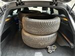 Mercedes-Benz EQC 2021 Musta
