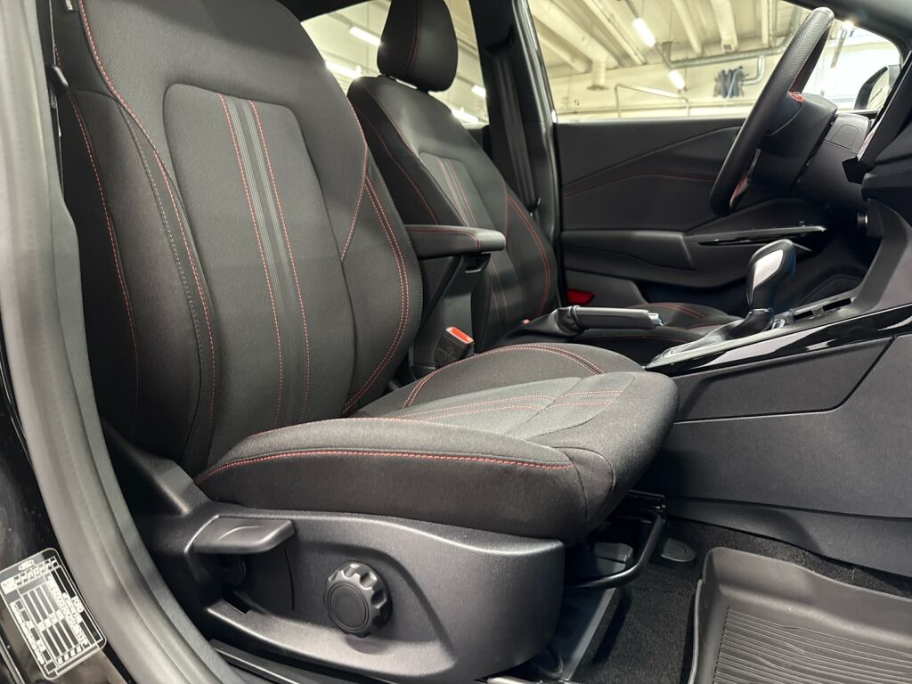 Ford Puma 2025 Musta