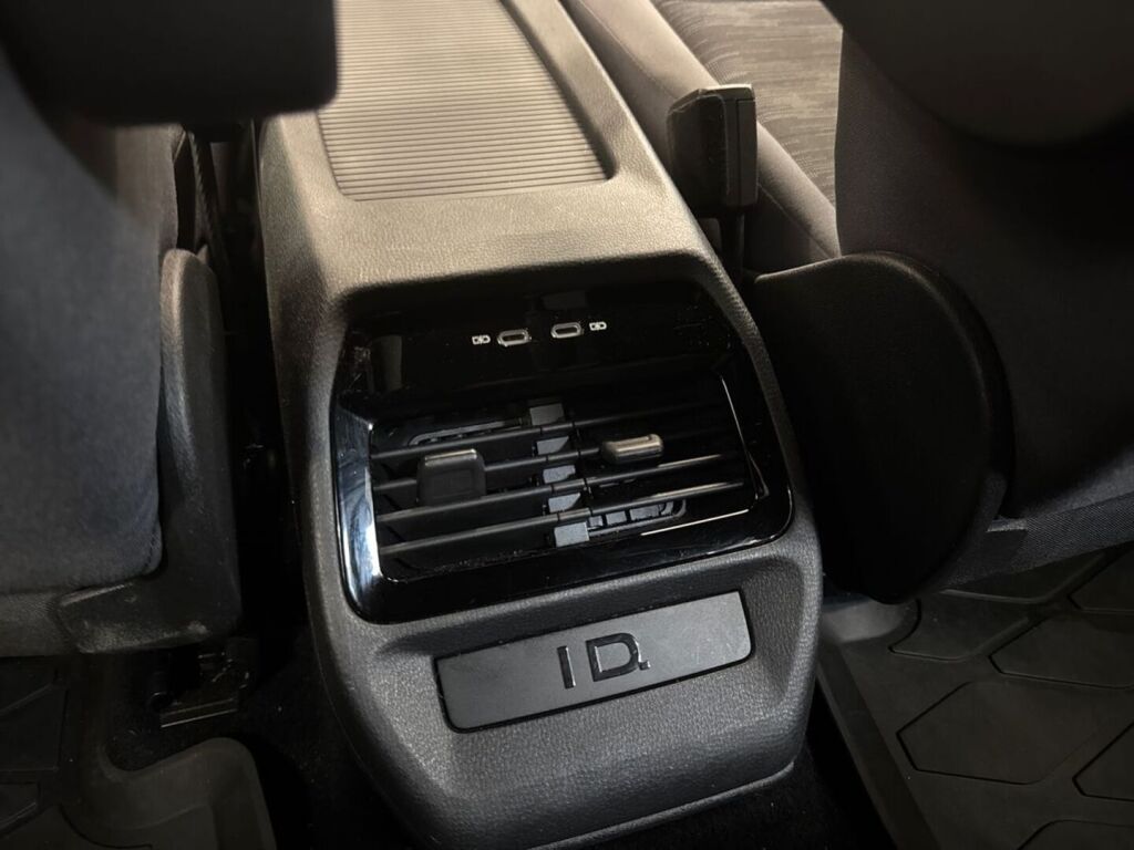 Volkswagen ID.4 2022 Harmaa