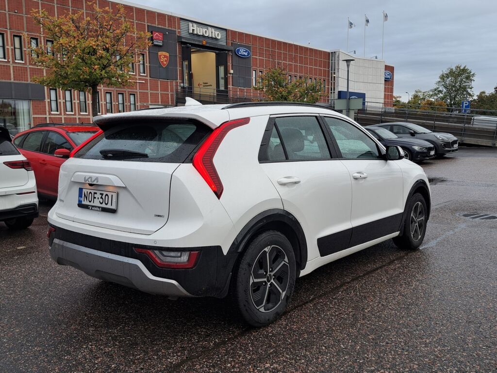 Kia Niro 2025 Valkoinen