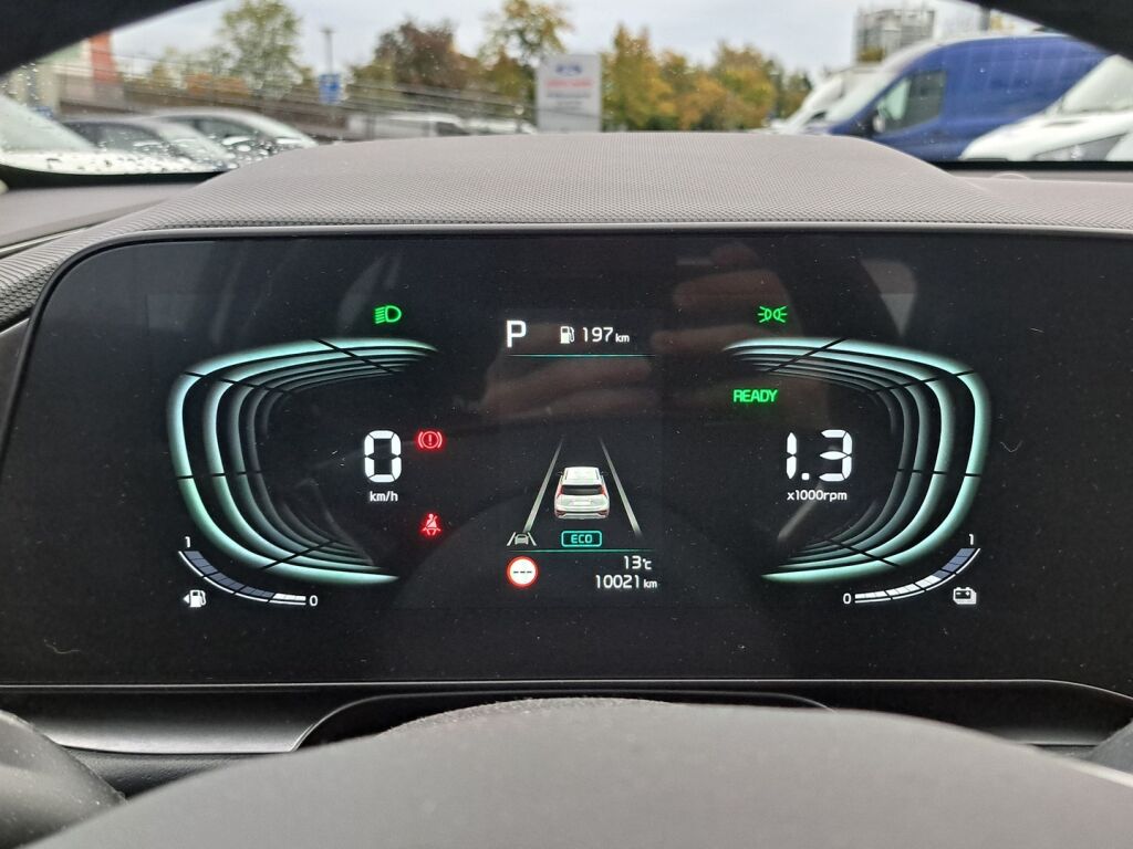 Kia Niro 2025 Valkoinen