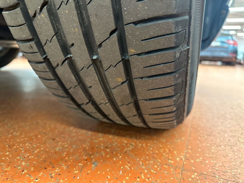 Toyota RAV4 2023 Hopea