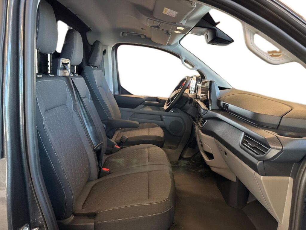 Ford Transit Custom 2026 Magnetic