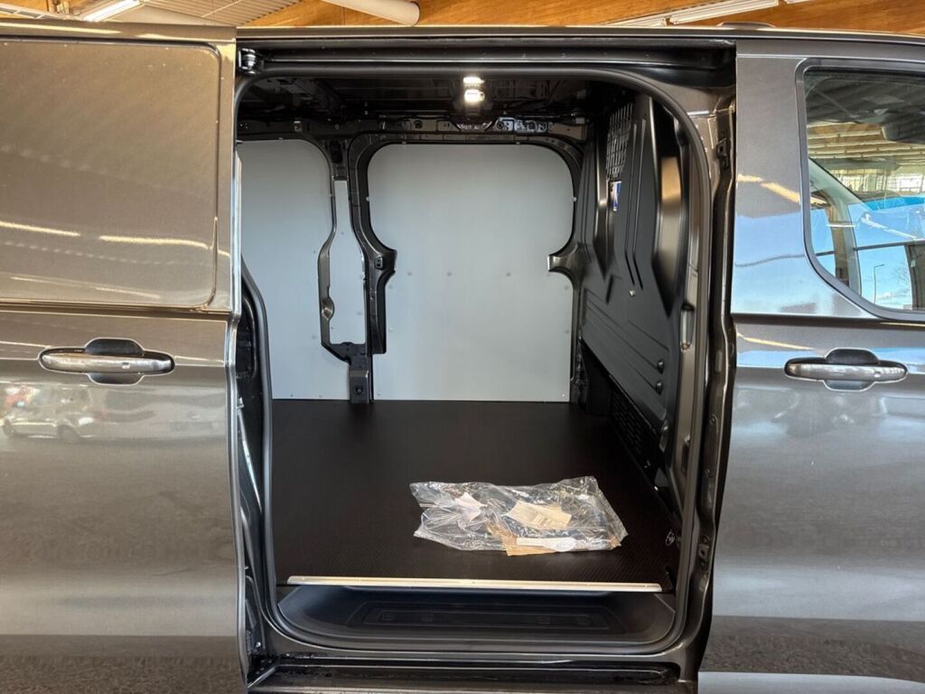 Ford Transit Custom 2026 Magnetic