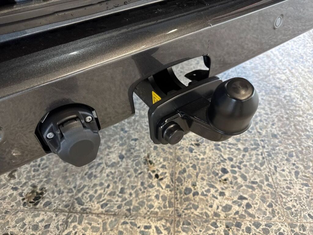 Ford Transit Custom 2026 Magnetic