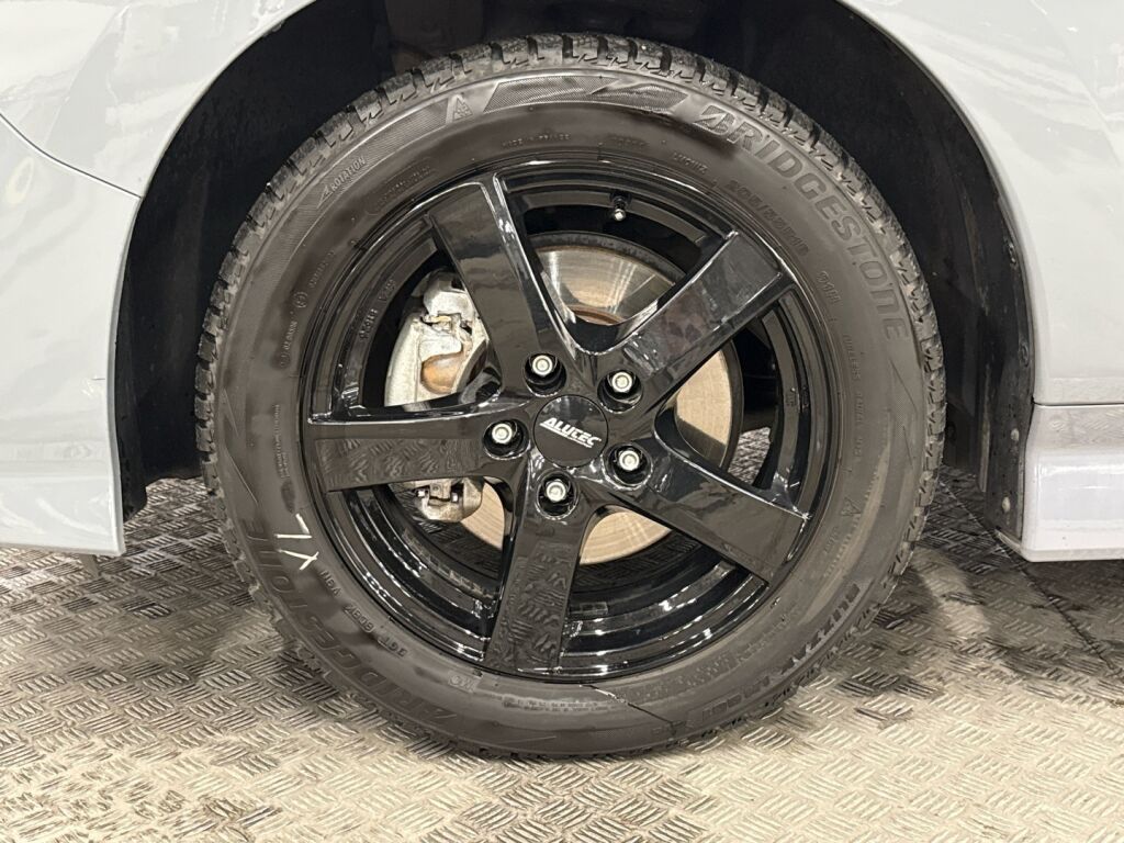 Nissan Leaf 2021 Harmaa