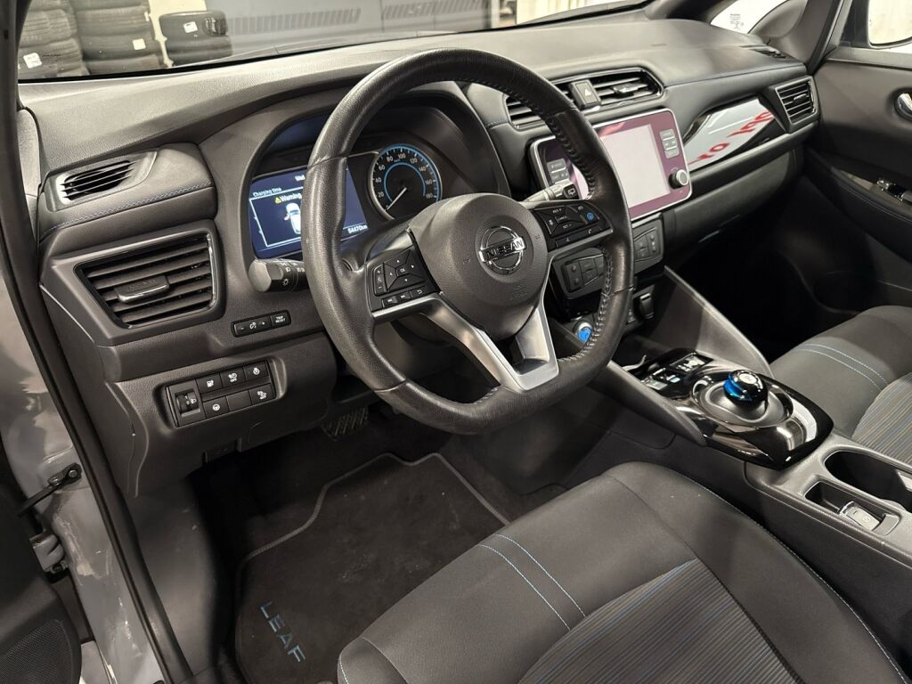 Nissan Leaf 2021 Harmaa