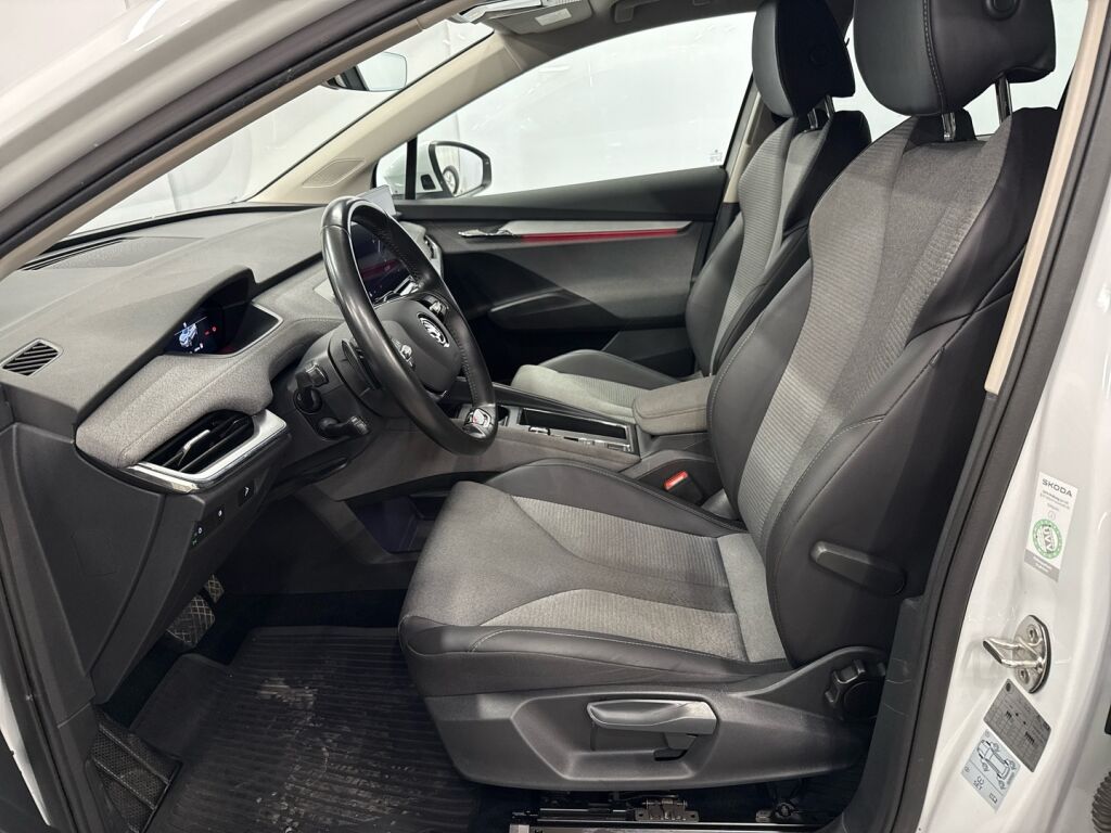 Skoda Enyaq 2022 Moon White metallic