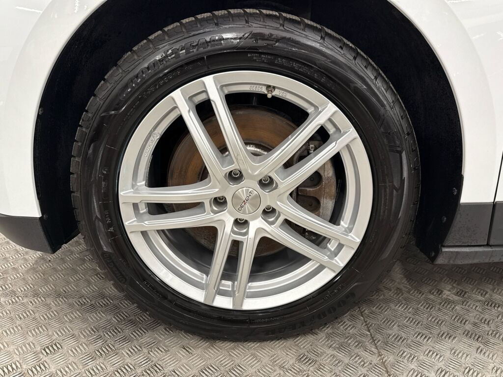 Skoda Enyaq 2022 Moon White metallic