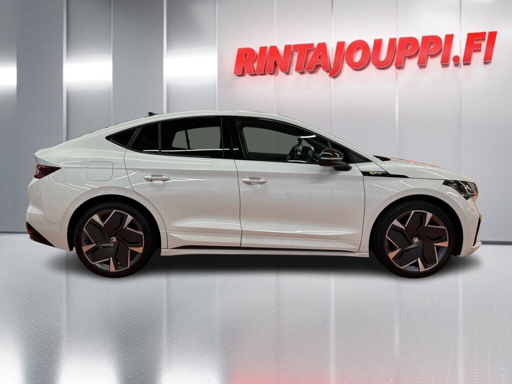 Skoda Enyaq 2023 Valkoinen