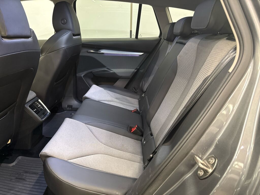 Skoda Enyaq 2022 8
