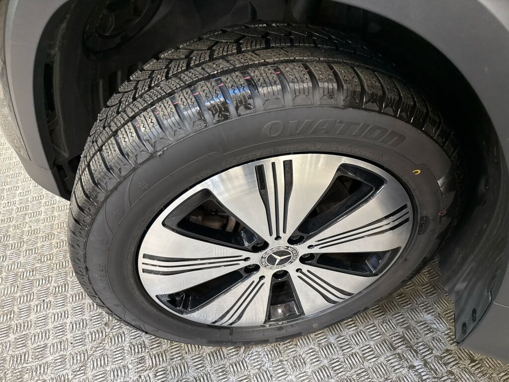 Mercedes-Benz EQB 2023 